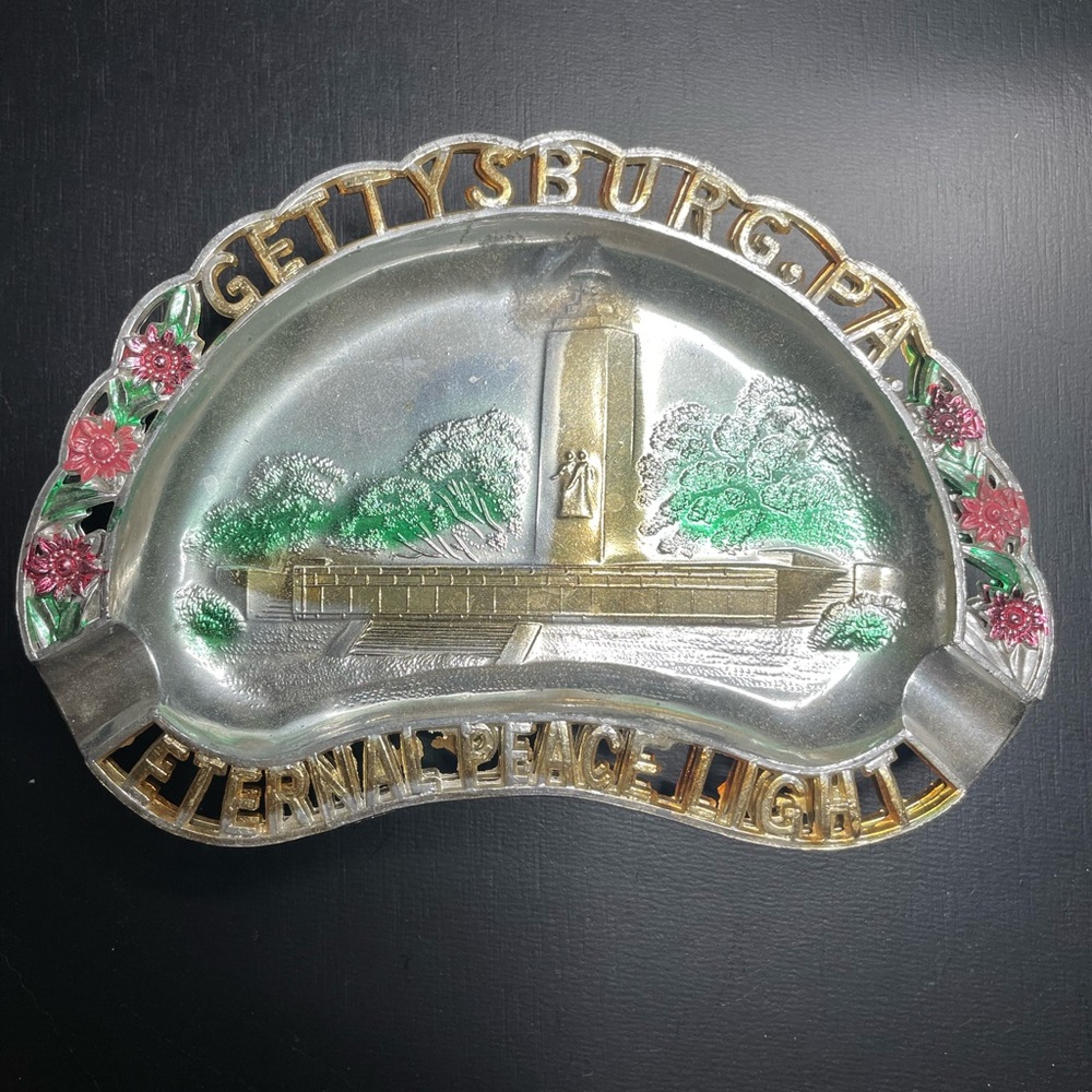 Vintage Metal Souvenir Ashtray Gettysburg National Museum Eternal Peace Light